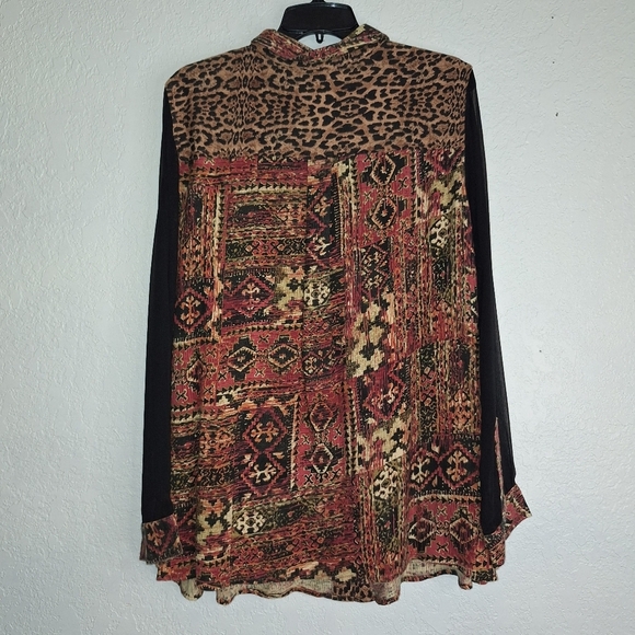 NWOT Soft Surroundings Leopard Mixed Pattern Button Down Shirt 1X Long Sleeve - Picture 2 of 7